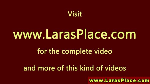 男性はひよこを制御し、足コキが彼女を性交するようになった後 可愛い 女性 セックス 動画