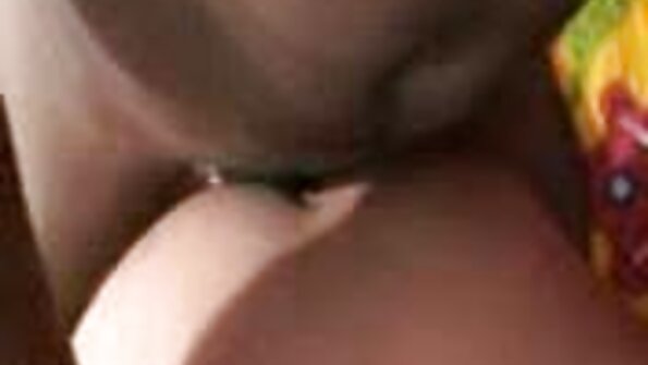 その大きなシャフトに乗っている間、ジェニファー・ジェイコブスは驚くべきことを失います 女性 向け アダルト ビデオ 動画